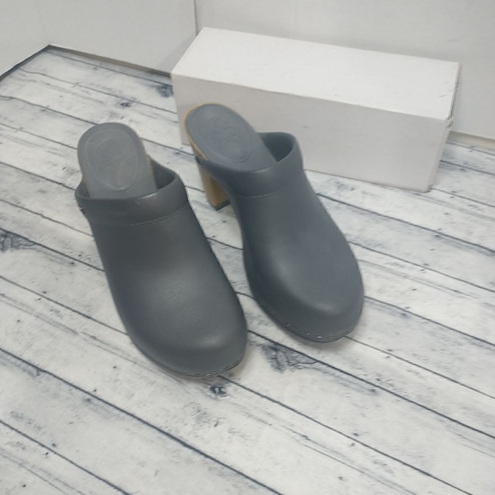 NoSoX PEPPER Mule Clog Heel, Womens SZ 10 Gray. Condition is Pre-owned. - Picture 10 of 10